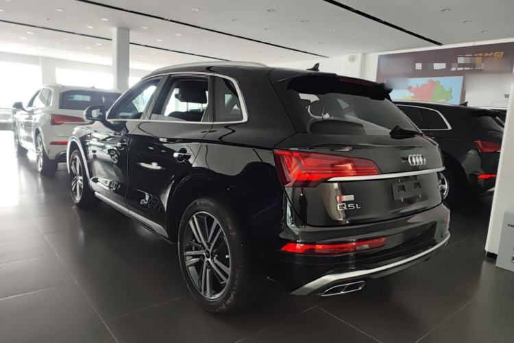 Used Audi Q5L 2022 40T Fashionable and Dynamic Model