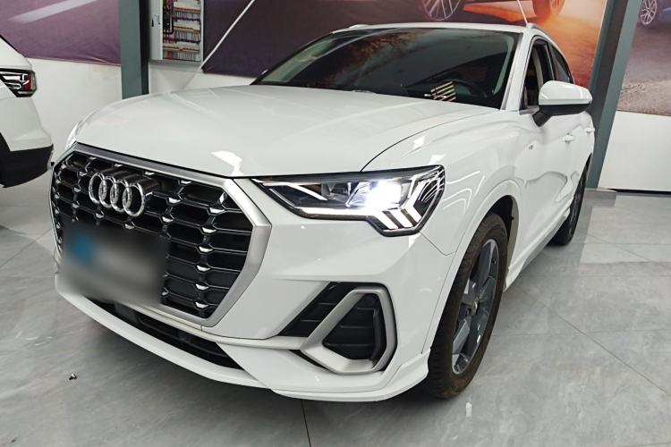 Used Audi Q3 2019 35 TFSI Fashion Dynamic Model