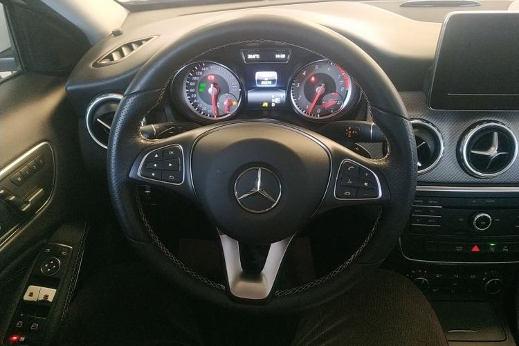 Used Mercedes-Benz GLA 2016 GLA 200 Sport Edition
