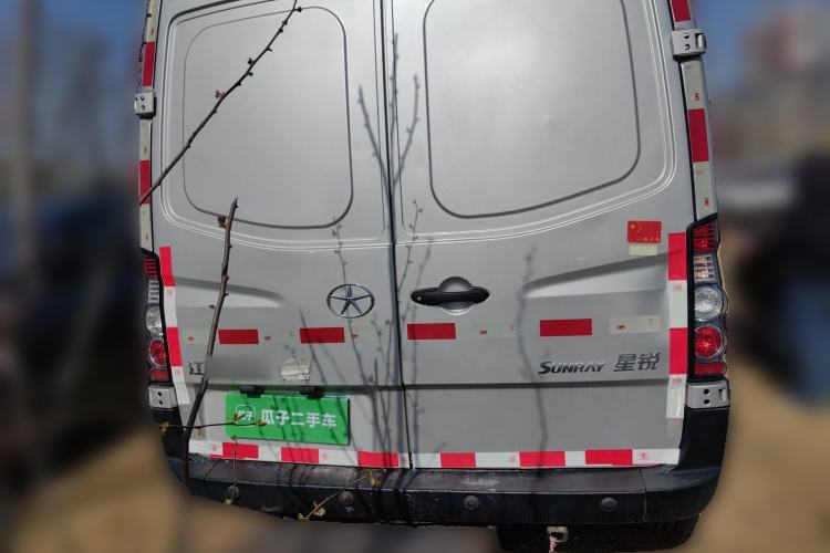Used JAC Group Sunray 2021 2.0T Fuel-Efficient King Logistics Van Long Wheelbase D20TCIF1 Rear