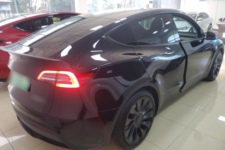 Used Tesla Model Y 2022 Performance High-Performance All-Wheel-Drive Version Rear Right 45 Deg