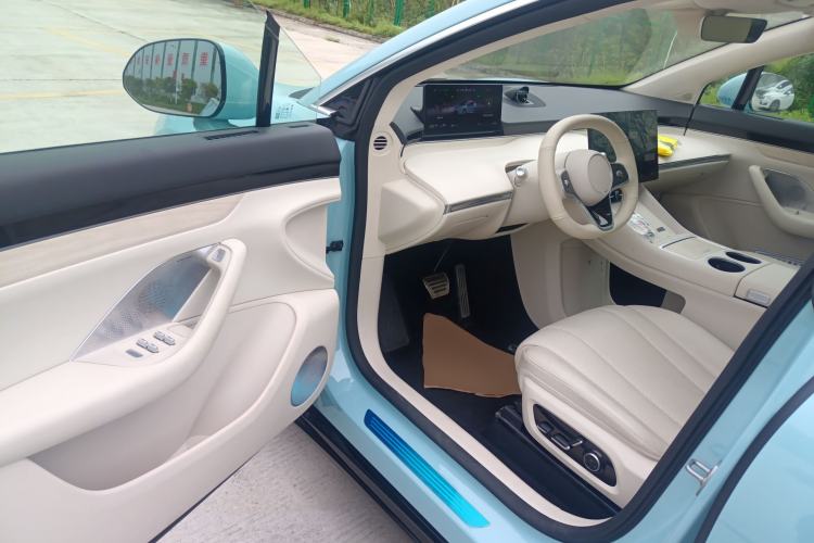 Used Hima Luxeed R7 2025 Range-Extended Version 251 km Max Driver Seat