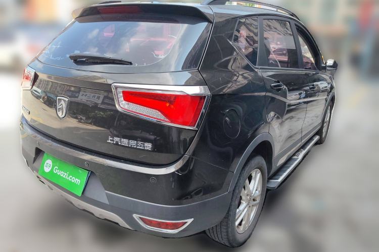 Used Baojun 560 2015 1.8L manual Comfort trim level

