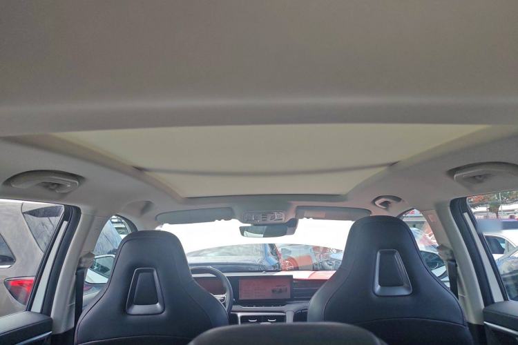 Used Roewe D5X DMH 2024 135 Tech Edition
