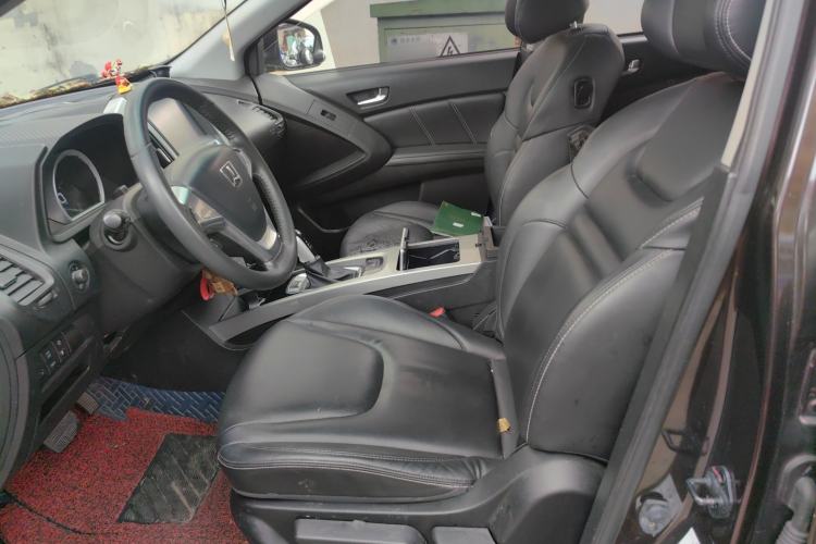 Used Luxgen U6 SUV 2015 1.8T Fashion Edition Left Front Seat