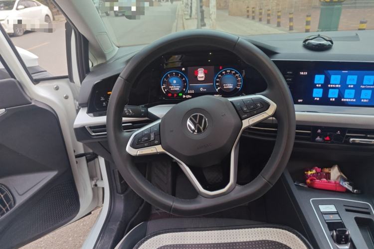 Used Volkswagen Golf 2021 280TSI DSG Pro First Edition Steering Wheel