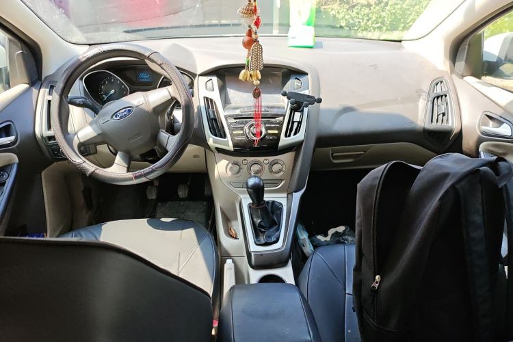 Used Ford Focus 2012 Sedan 1.6L Manual Comfort Model