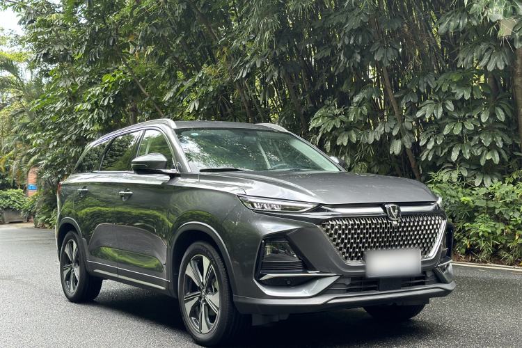 Used Changan X7 PLUS 2024 1.5T Automatic Luxury 7-Seater
