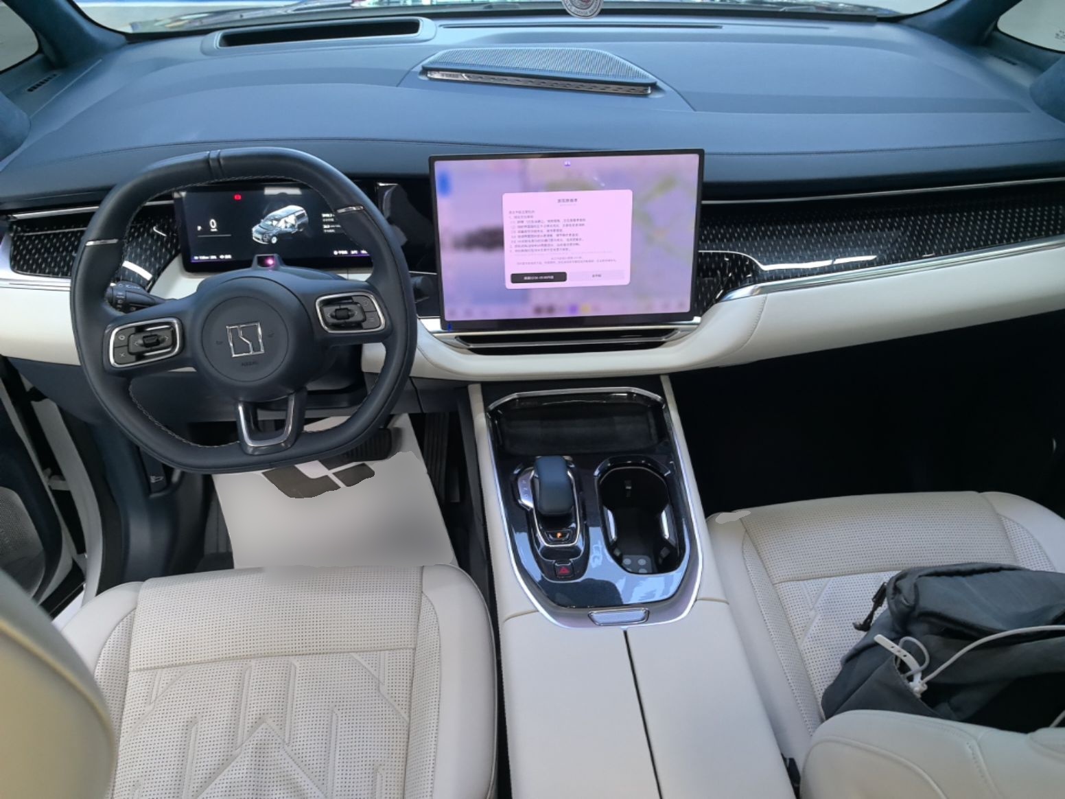 Zeekr 009 2024 Six-Seat Executive Version 4WD 108 kWh — снимка 12