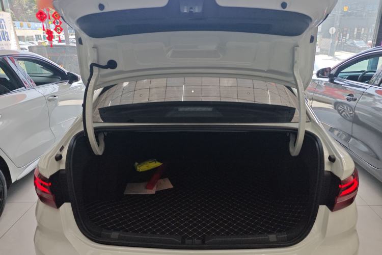 Used Volkswagen Lavida 2024 1.5L Automatic Starry Sky 5 Million Edition Trunk