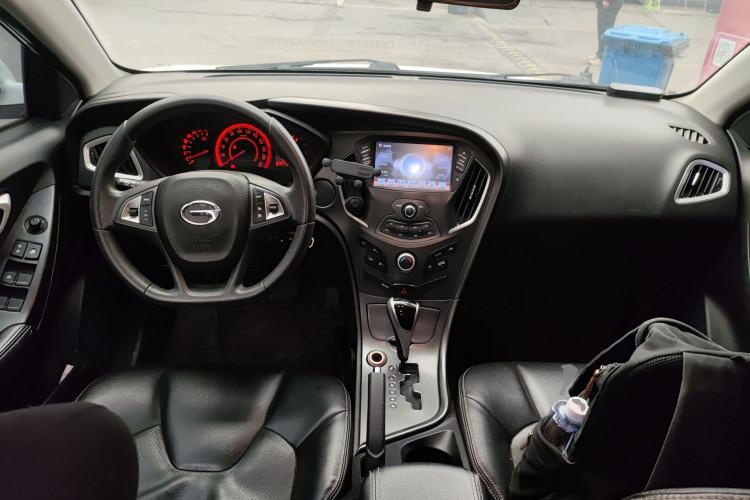 Used GAC Trumpchi GA3 2013 1.6L Automatic Elite ESP Edition Center Console