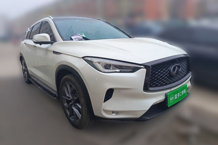 Used Infiniti QX50 2018 2.0T Two-Wheel Drive Fashion Edition Front Right 45 Deg