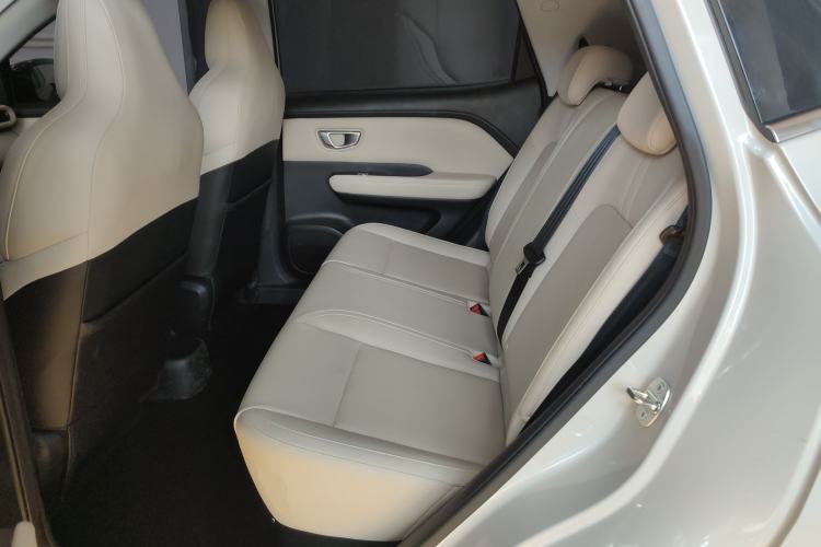 Used Wuling Bingo PLUS 2024 330 km Range Five-Seater Version