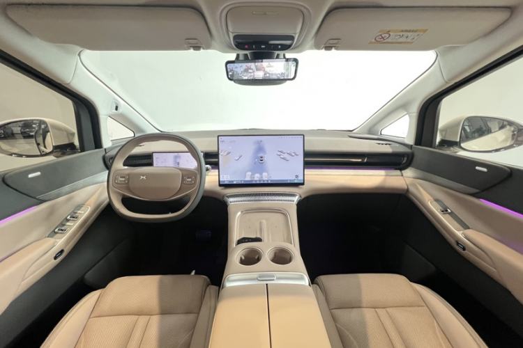 Used XPeng X9 2025 740 Ultra-Long Range Max
