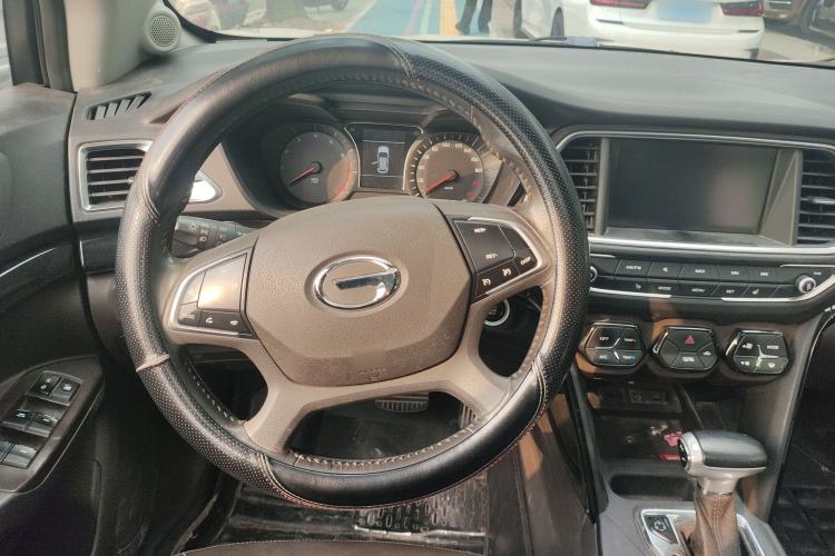 Used GAC Trumpchi GS4 2015 200T G-DCT Luxury Edition Steering Wheel