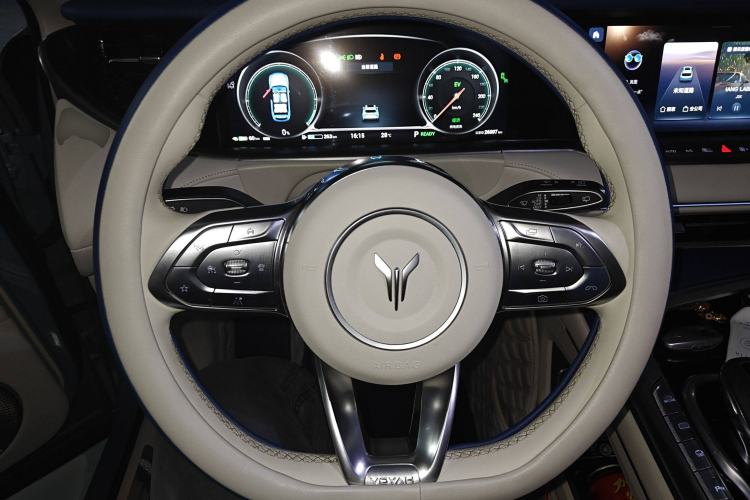 Used VOYAH FREE 2021 Four-Wheel Drive Extended-Range First Edition Commemorative Edition Exclusive Luxury Package
