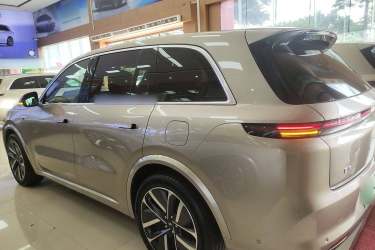 Used Li Auto L8 2024 Ultra Model
