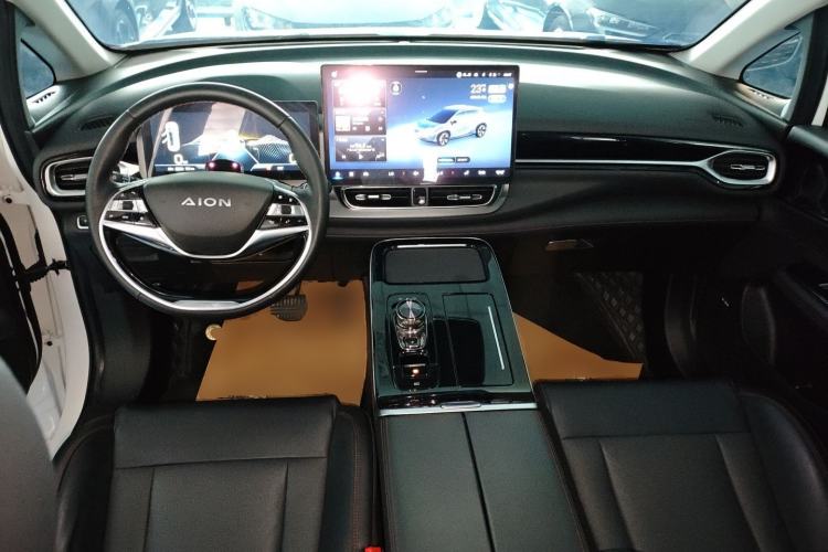 Used AION V 2021 Plus 70 Smart Edition Lithium Iron Phosphate
