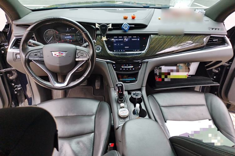 Used Cadillac XT6 2021 28T Six-Seater Four-Wheel-Drive Luxury Version
