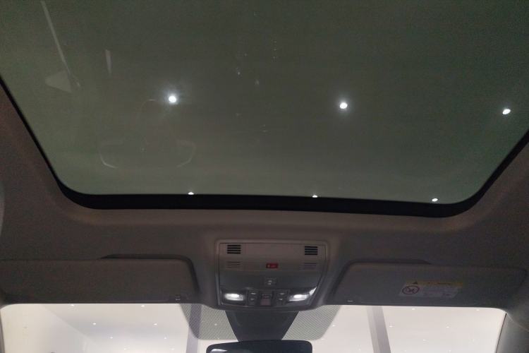 Used Volkswagen Tharu 2024 300TSI Two-Wheel-Drive Moon Luxury Edition