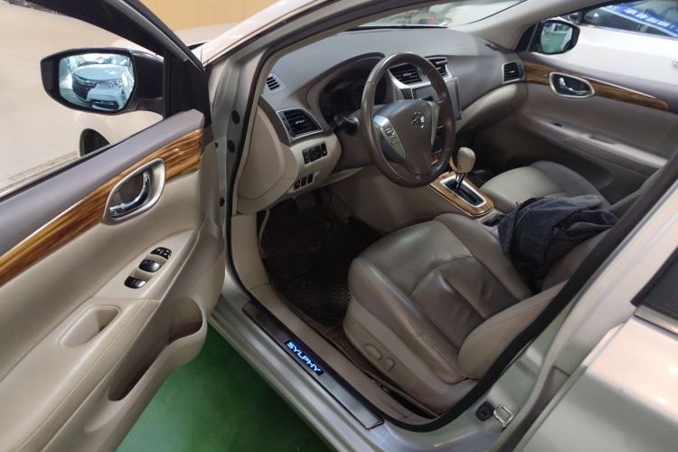 Used Nissan Sylphy 2014 1.6XV CVT Deluxe Edition
