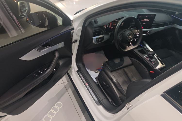 Used Audi A4L 2020 40 TFSI Luxury Dynamic Model Driver Seat