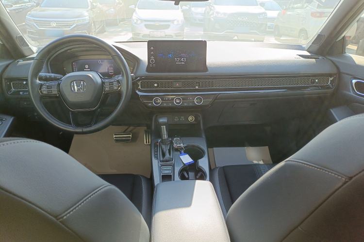 Used Honda Civic 2022 240TURBO CVT Dynamic Edition
