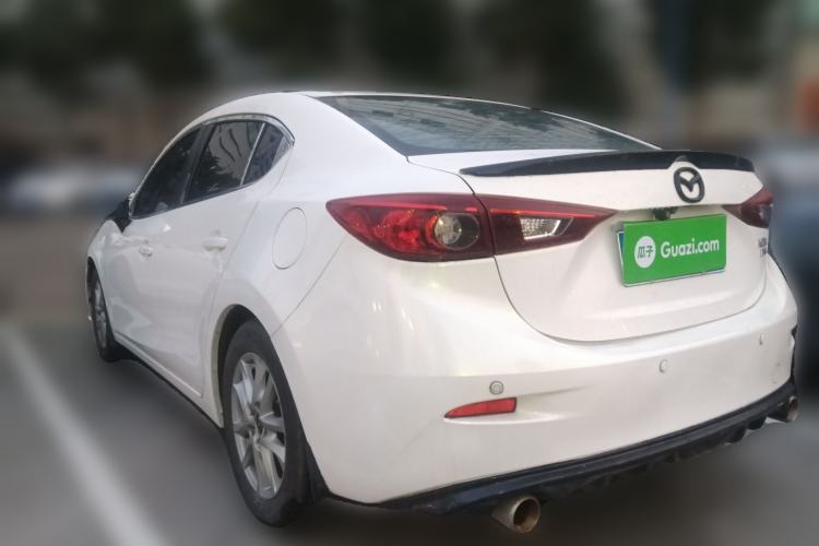 Used Mazda Mazda 3 Axela 2016 Sedan 1.5L Automatic Comfort Model
