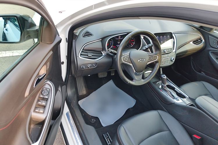 Used Chevrolet Malibu XL 2019 Redline 550T Automatic RuiLian Edition Driver Seat