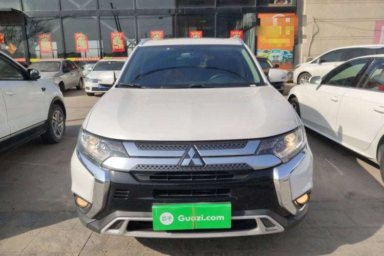 Used Mitsubishi Outlander 2020 2.0L Two-Wheel Drive Enjoyment Version 5 Seats
