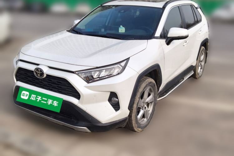 Used Toyota RAV4 2022 2.0L CVT Two-Wheel Drive Fashion Edition