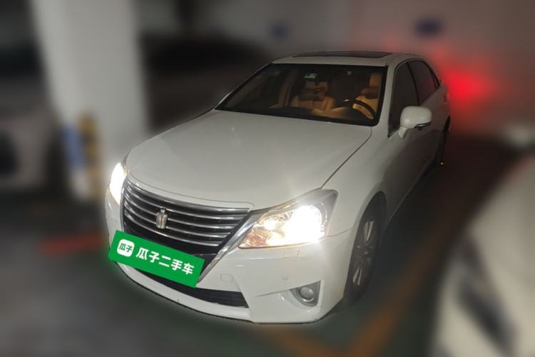 Used Toyota Crown 2012 2.5L Royal Leather Edition Guazi used car, China used car export, Used car for sale, Used cars, Cheapest cars for sale