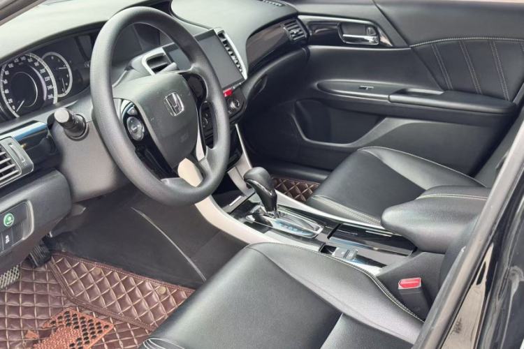 Used Honda Accord 2016 2.0L Comfort Edition

