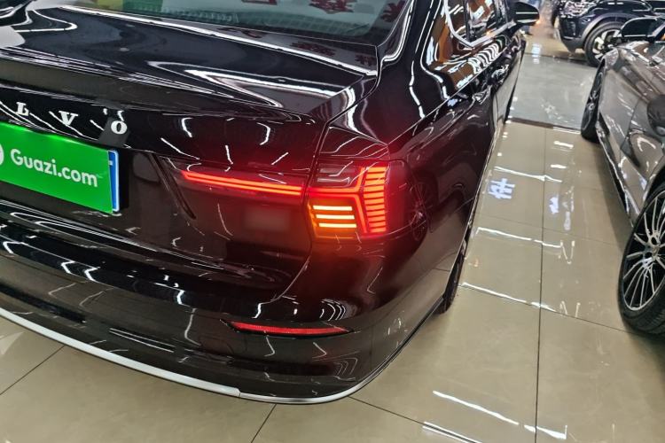 Used Volvo S90 2026 B5 Zhiyi Luxury Edition