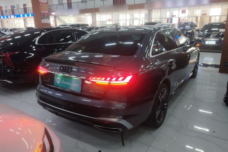 Used Audi A4L 2022 40 TFSI Fashion Dynamic Model
