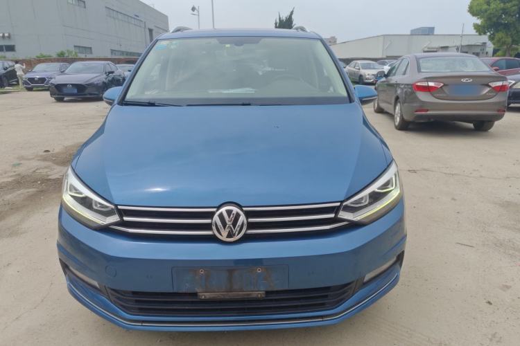 Used Volkswagen Touran 2016 Volkswagen Touran L 280TSI DSG Comfort Edition
