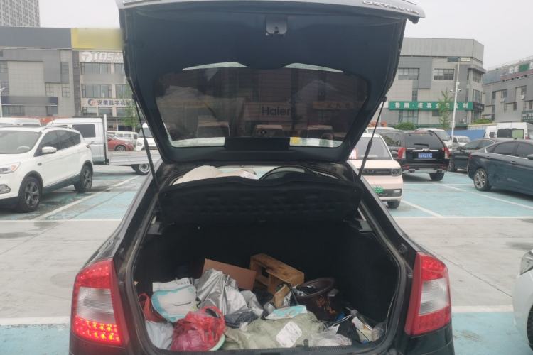 Used Skoda Octavia 2014 1.6L Manual Yijie Edition