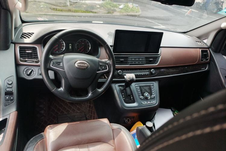 Used SAIC MAXUS G10 2016 2.0T Automatic Flagship Edition
