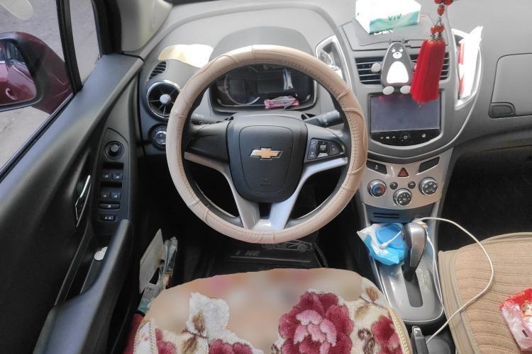 Used Chevrolet Trax 2014 1.4T Automatic Two-Wheel Drive Luxury Model Steering Wheel