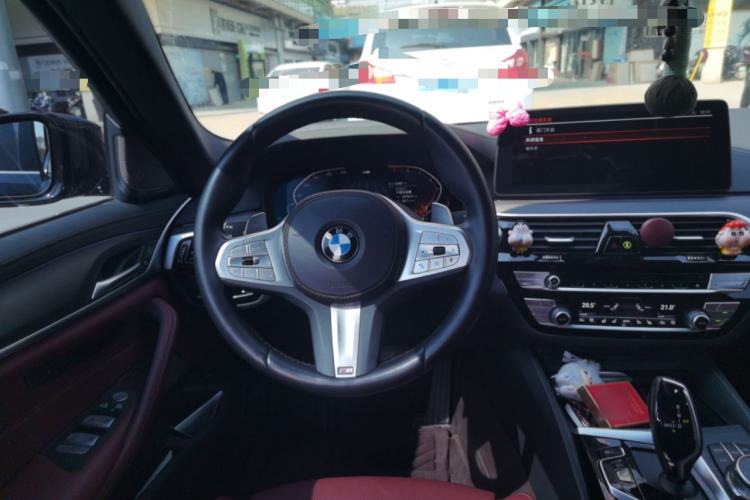 Used BMW 5 Series 2022 Revised Version 3 530Li Luxury Edition M Sport Package Steering Wheel
