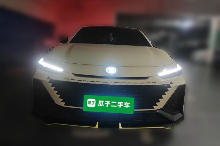 Used CHANGAN UNI-V 2022 2.0T Leading-Speed Edition Front