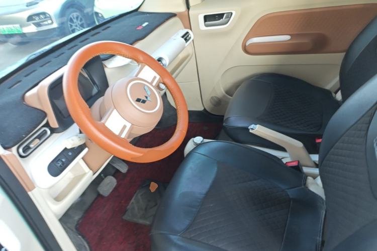 Used Wuling Hongguang MINIEV 2024 3rd Generation 215km Youth Edition Left Front Seat