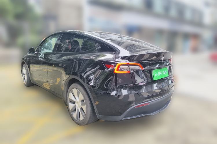 Used Tesla Model Y 2023 Rear-Wheel-Drive Version