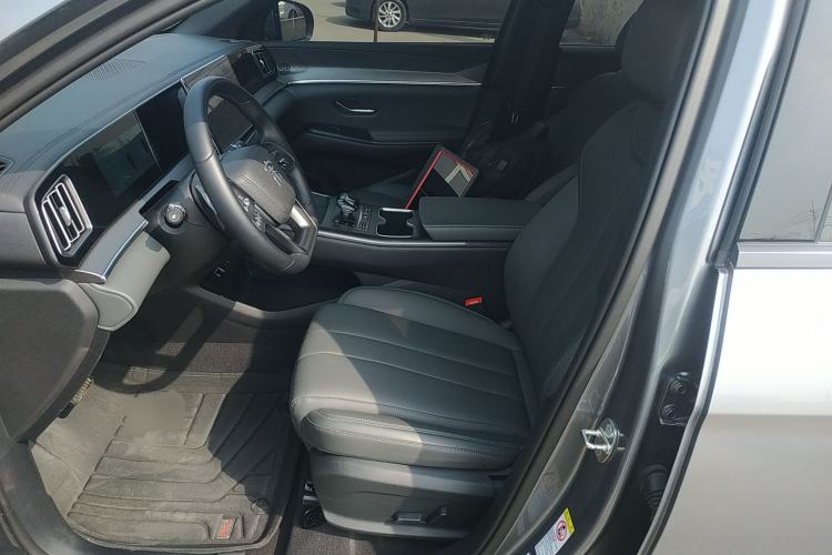 Used BYD Song Pro New Energy 2025 2nd Generation Intelligent Driving Version DM-i 75KM Leading Edition Left Front Seat