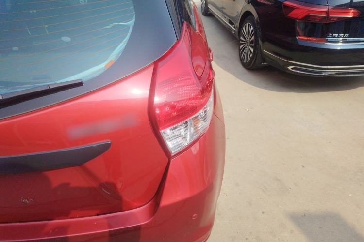 Used Toyota YARiS L Zhi Xuan 2014 1.3E Automatic Charm Edition Right Rear Taillight