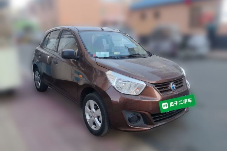 Used Venucia R30 2014 1.2L Manual Luxury Edition