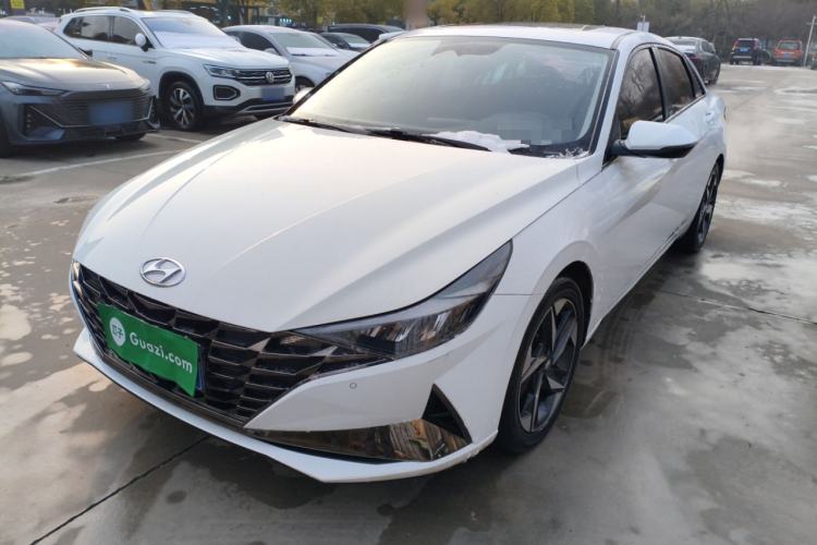 Used Hyundai Elantra 2022 1.5L CVT LUX Prestige Edition