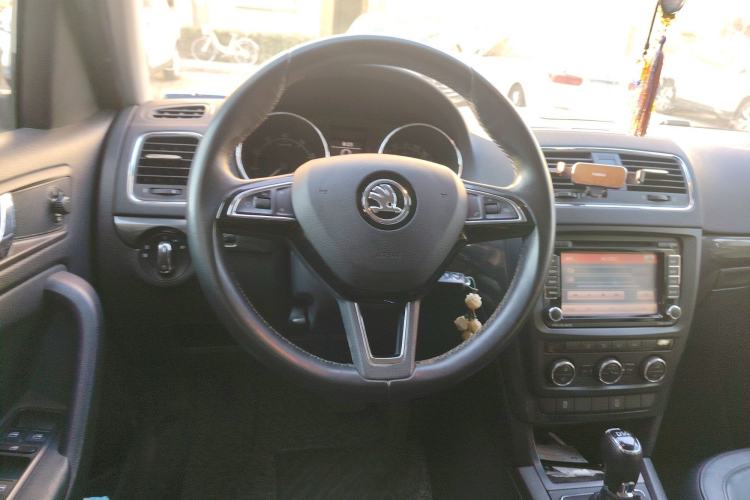 Used Skoda Yeti 2014 1.4 TSI DSG Phantom Edition