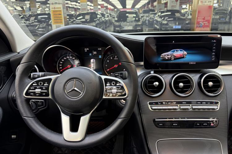 Used Mercedes-Benz C-Class 2019 C 180 L Fashion Edition Sport Version Interior 3