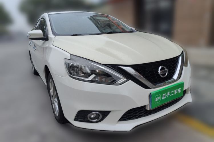 Used Nissan Sylphy 2016 1.6 XL CVT Deluxe Edition Front Right 45 Deg